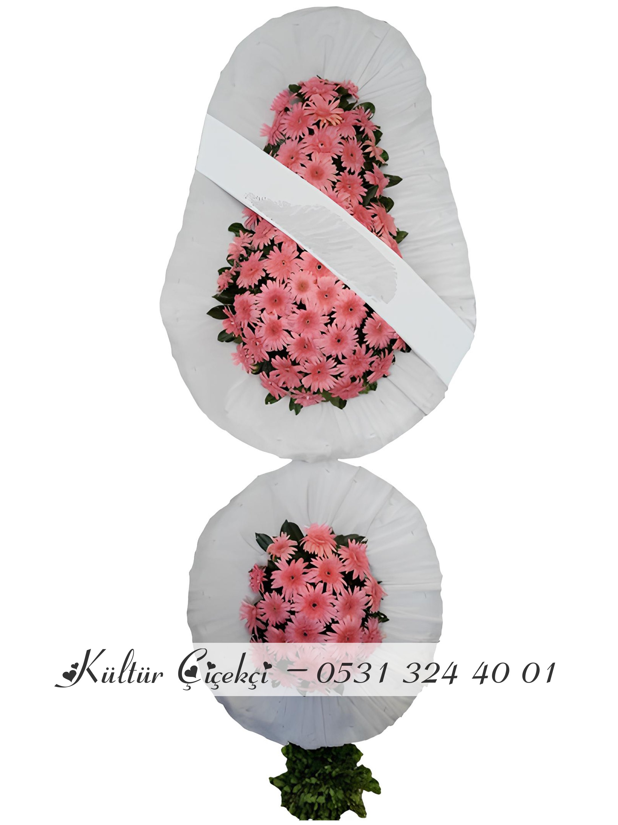 Pembe Çiçekler ile Çelenk